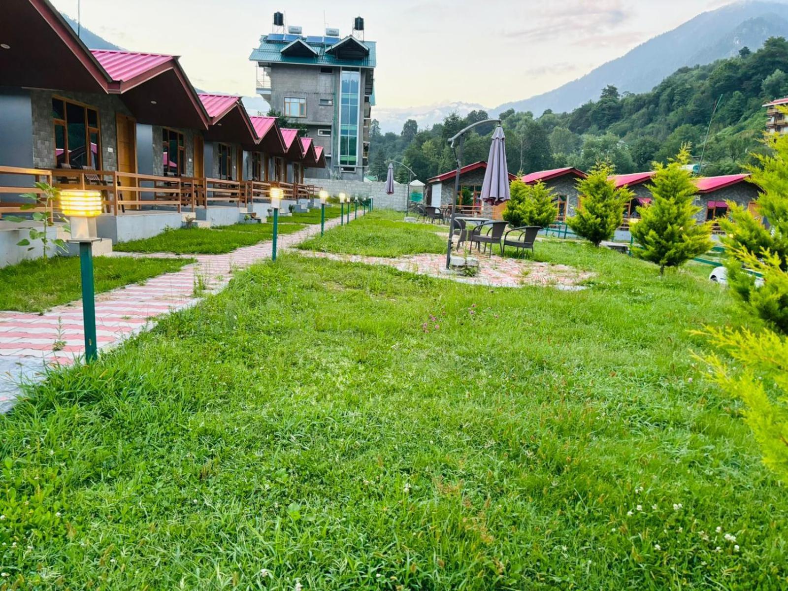 Shivalaya Retreat - A River Side Resort Manali  Exterior photo