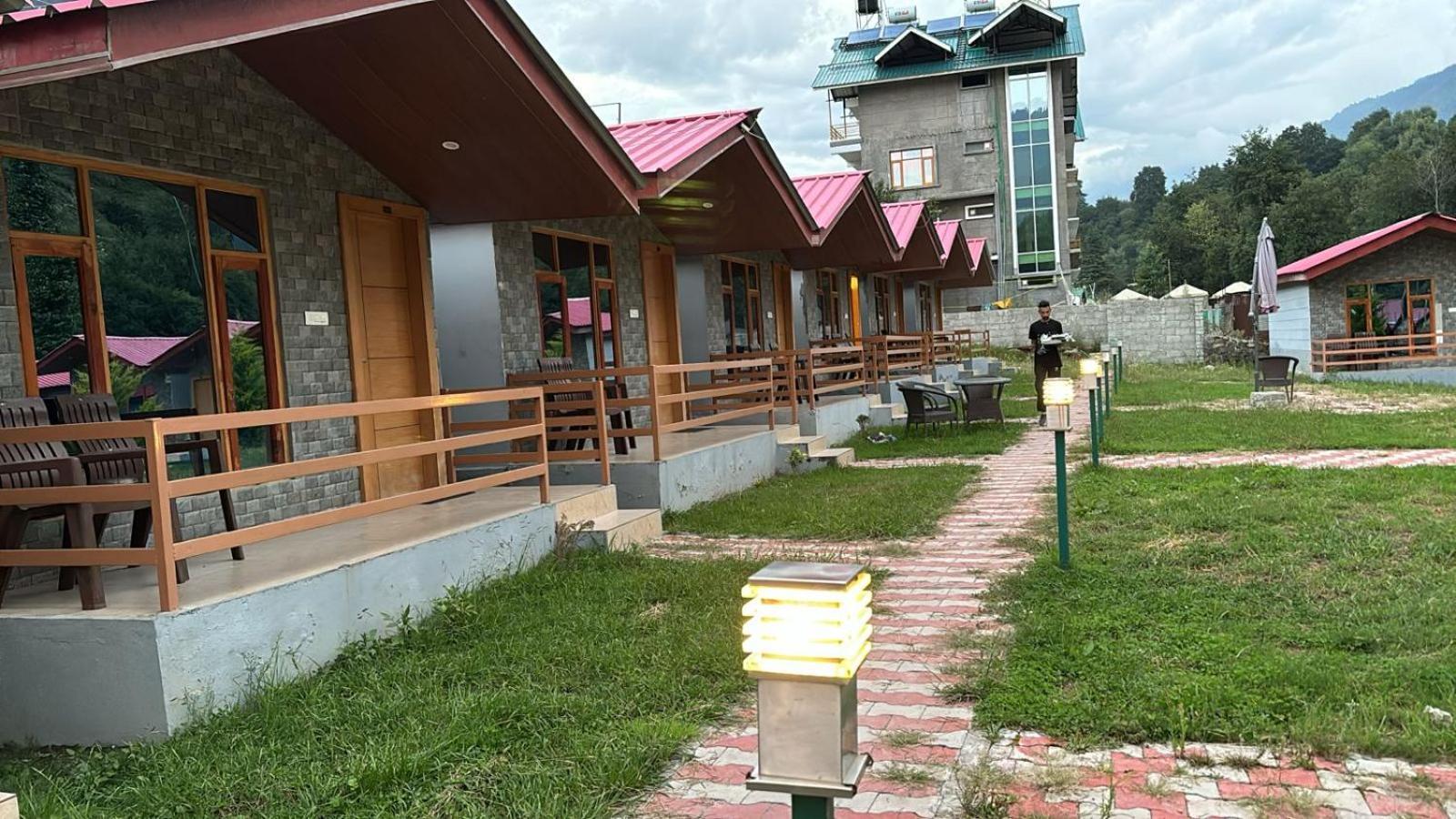 Shivalaya Retreat - A River Side Resort Manali  Exterior photo